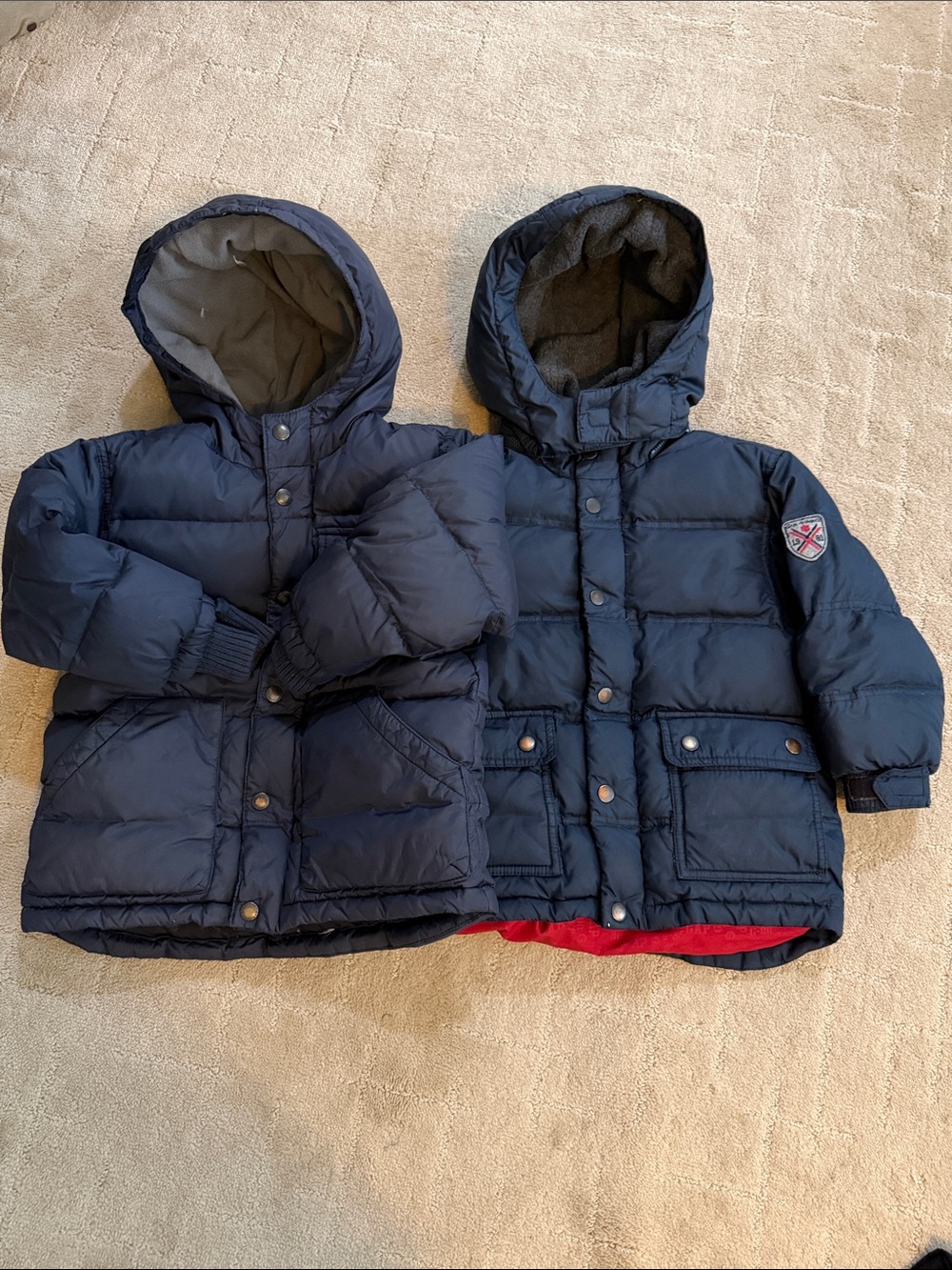 2 GAP Navy Kids Puffer Jacket with Hood